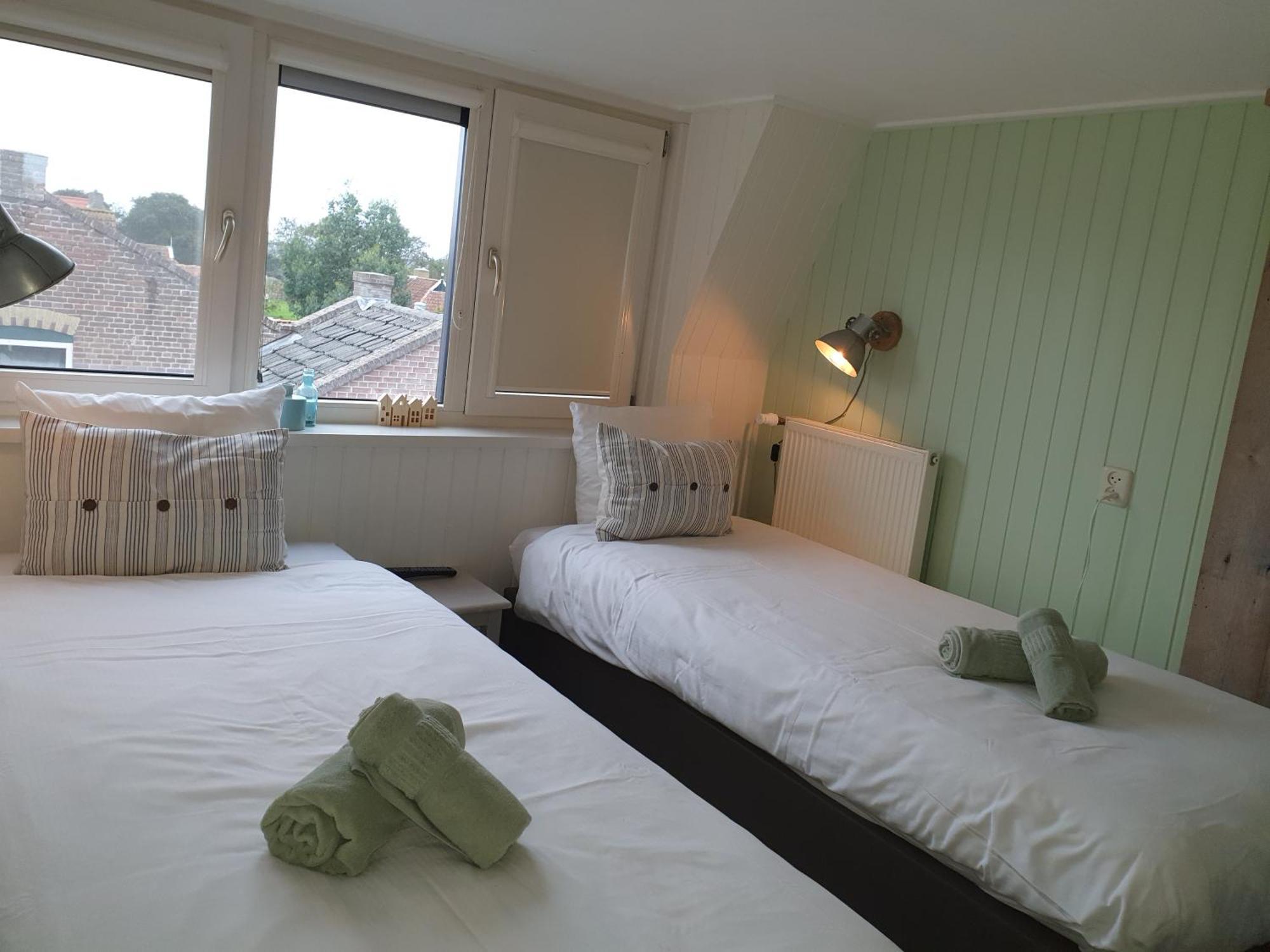B&B De Wadvaarder Midsland Extérieur photo